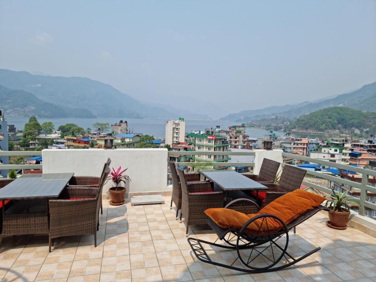 Chautari Boutique Hotel Покхара Экстерьер фото
