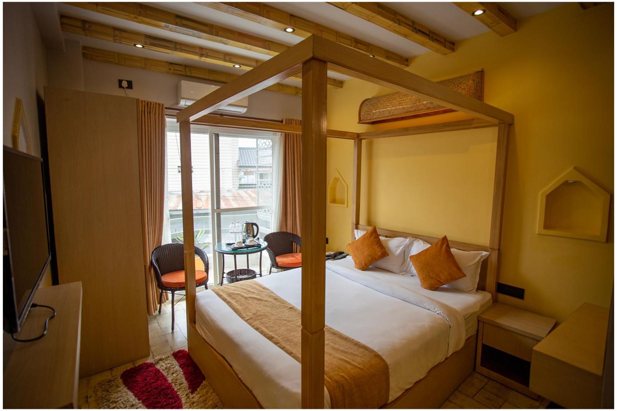 Chautari Boutique Hotel Покхара Экстерьер фото